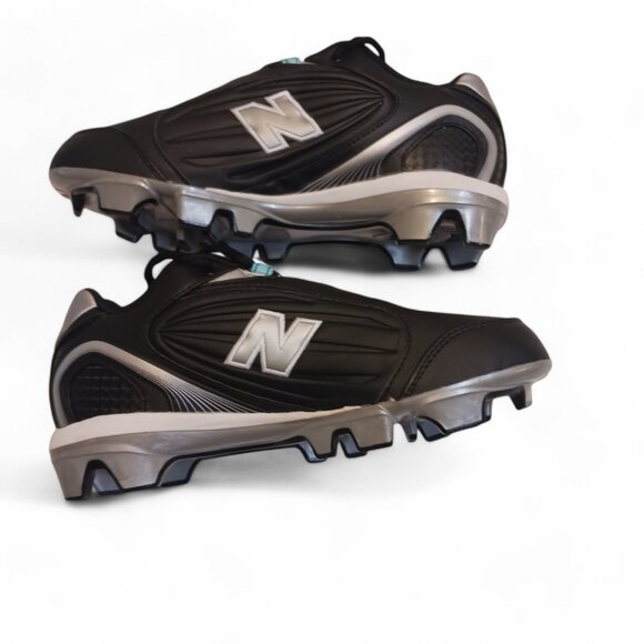 New Balance Women's Silver& Black Field Sport Cleats (Model WF600LK) SZ 7.5 NWT - Picture 8 of 12